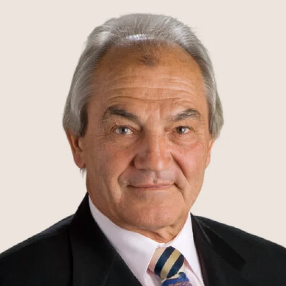 Associate Professor Peter Haertsch