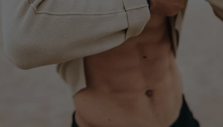 Vaser Lipo for Men vs Traditional Liposuction: What’s the Difference?